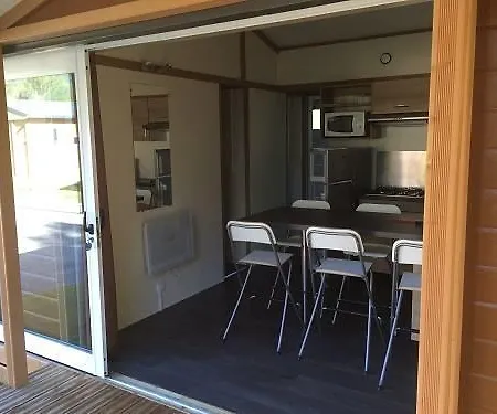 Camping La Piscine 5* Le Bourg-dʼOisans