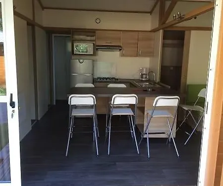 Camping La Piscine Le Bourg-dʼOisans