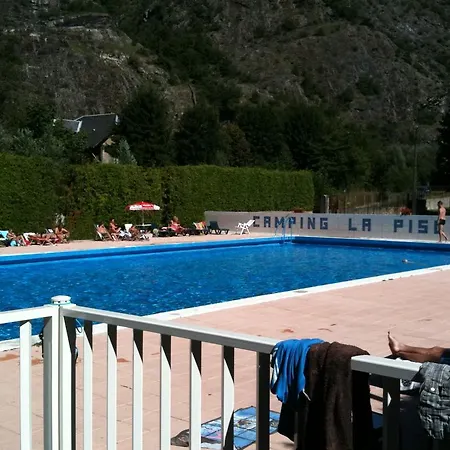 Camping La Piscine 5* Le Bourg-dʼOisans