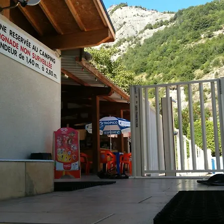 Kemping Camping La Piscine